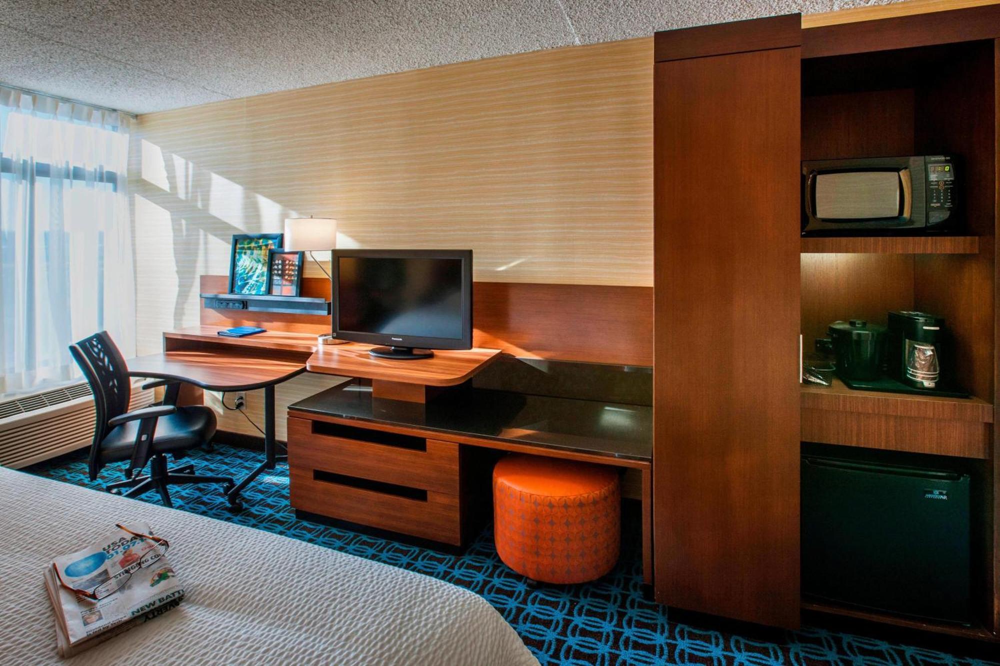 Fairfield Inn By Marriott East Rutherford Meadowlands Екстериор снимка