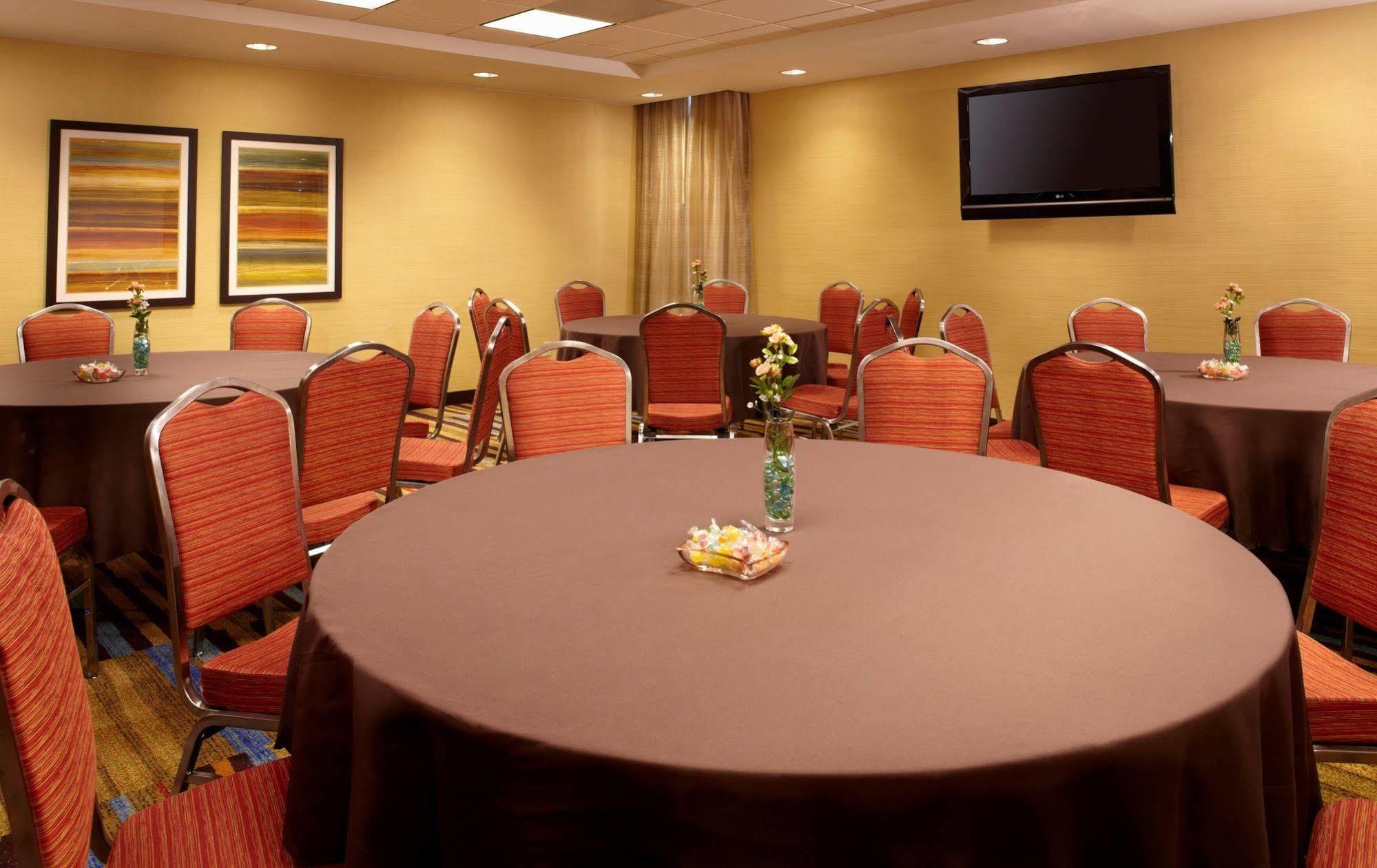 Fairfield Inn By Marriott East Rutherford Meadowlands Екстериор снимка