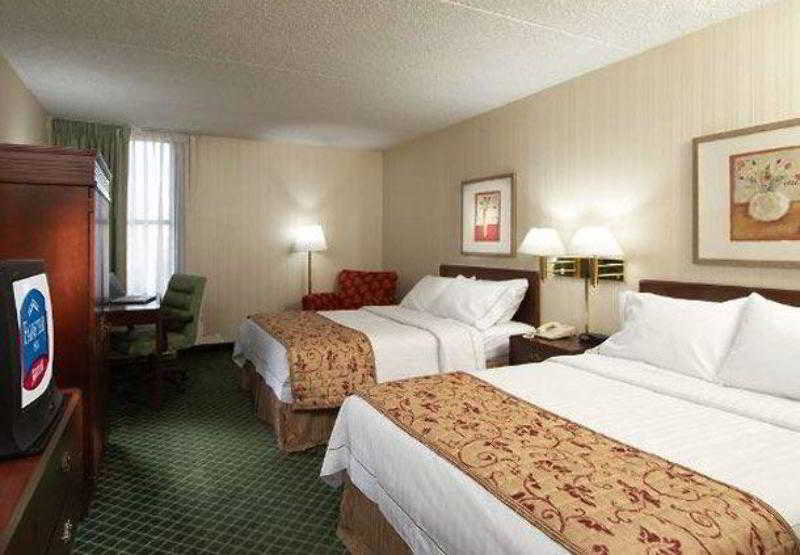 Fairfield Inn By Marriott East Rutherford Meadowlands Екстериор снимка