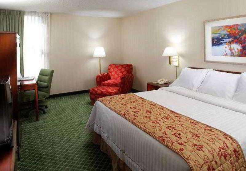 Fairfield Inn By Marriott East Rutherford Meadowlands Екстериор снимка